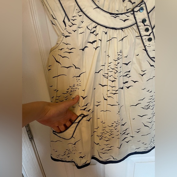 BCBG Patterned Blouse - Picture 3 of 4